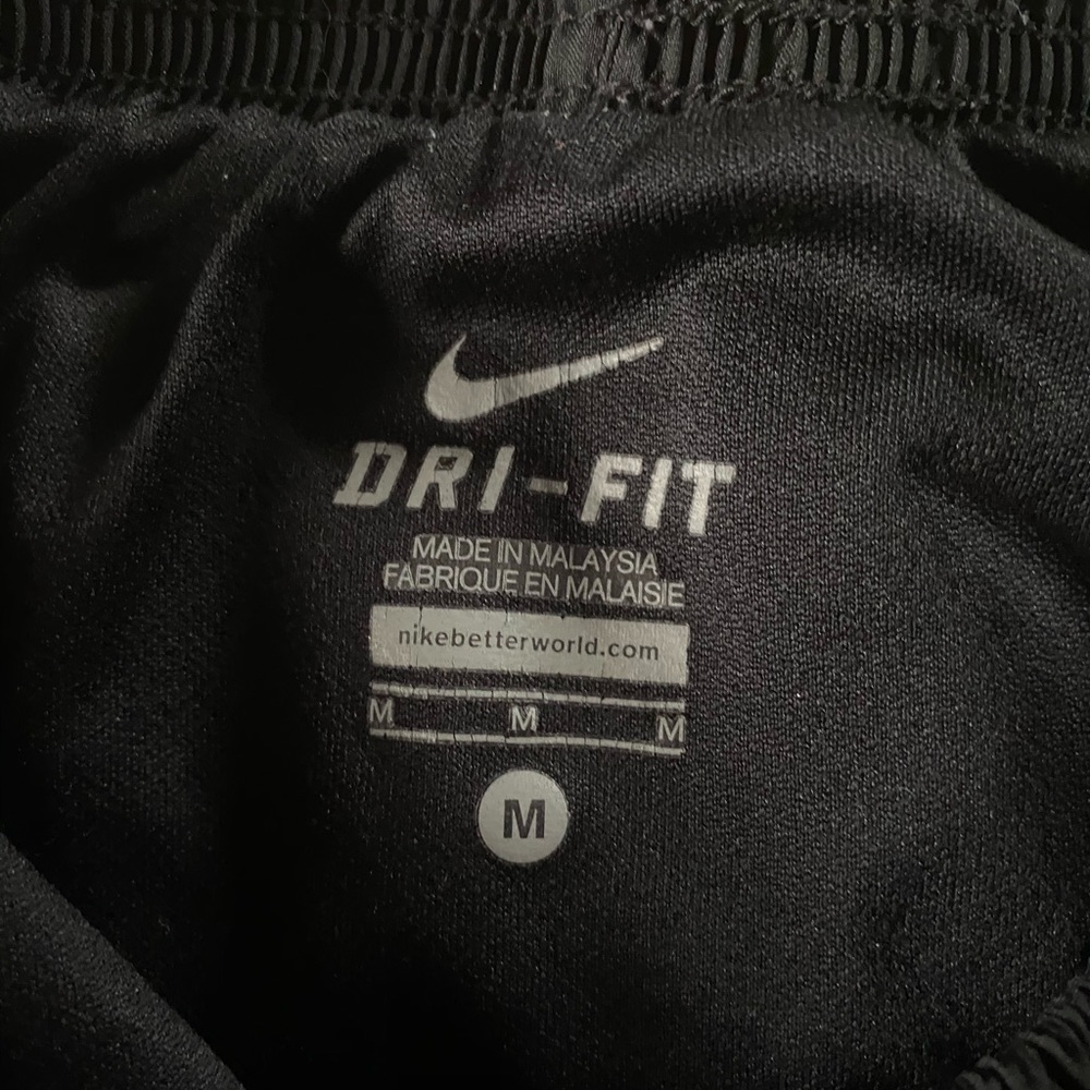 Nike Dri-Fit Shorts - Picture 3 of 3